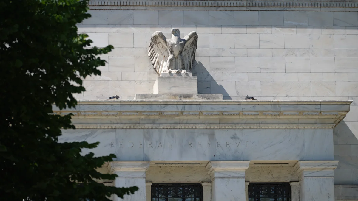 USD Market Insight | Dollar Strength Rebuilds as Yields, Policy Tone and Risk Dynamics Shift